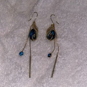 Dangling Gold plated earrings